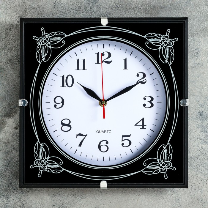 Часы настенные квадратные "Серия Black. Бабочки на канте", чёрные