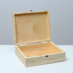 Подарочный ящик 35×29×11 см деревянный, крышка фанера 4 мм, фурнитура