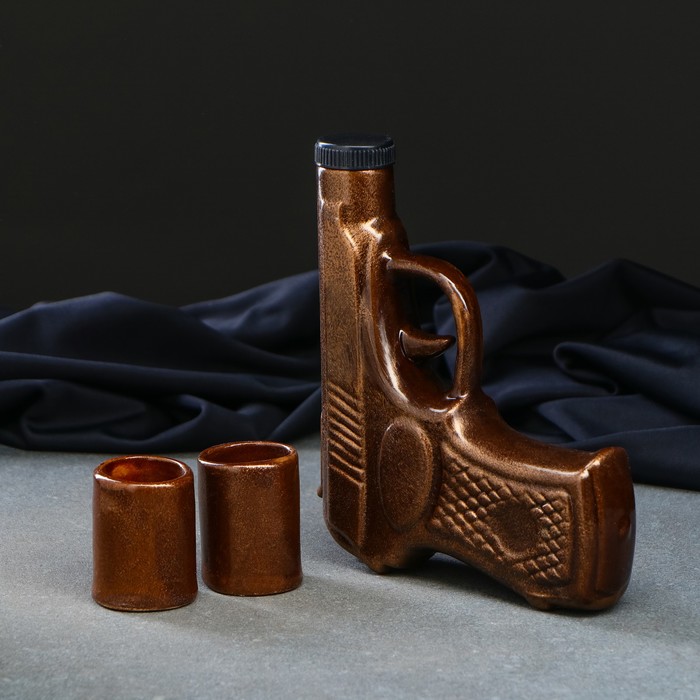 Штоф с рюмками "Пистолет за службу отечеству" 3 предмета, 0,2 л