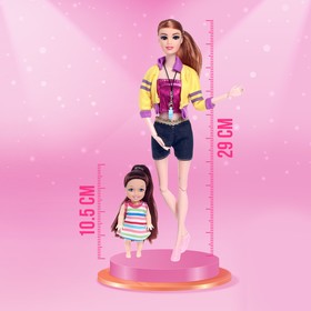 Кукла-модель шарнирная «Спортсменка» с малышкой, с аксессуарами, МИКС от Сима-ленд