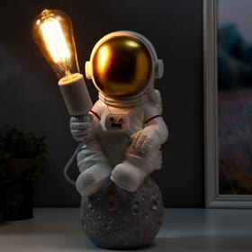 

Лампа настольная "Космонавт" Е27 40Вт белый 16х15х35,5 см
