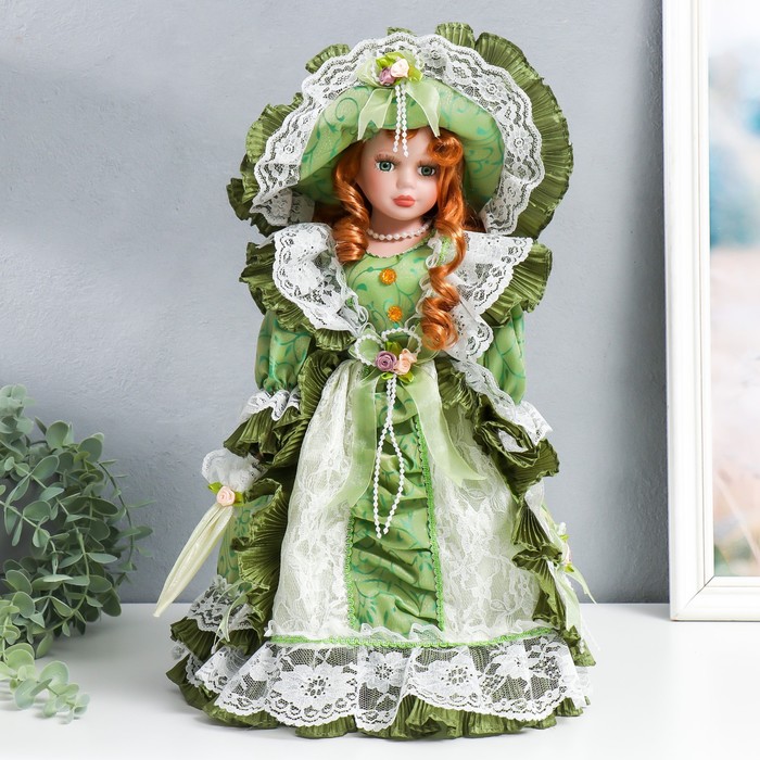 Кукла коллекционная керамика Леди Джулия в оливковом платье с кружевом 40 см