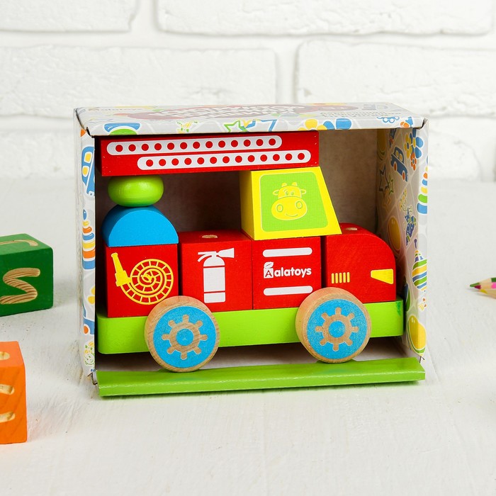 Конструктор-каталка "Пожарная машина", 11 элементов