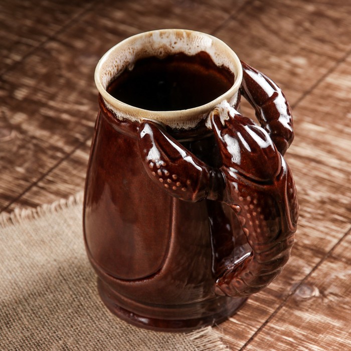 Кружка для пива "Евро" коричневая, ручка, рак, 1 л