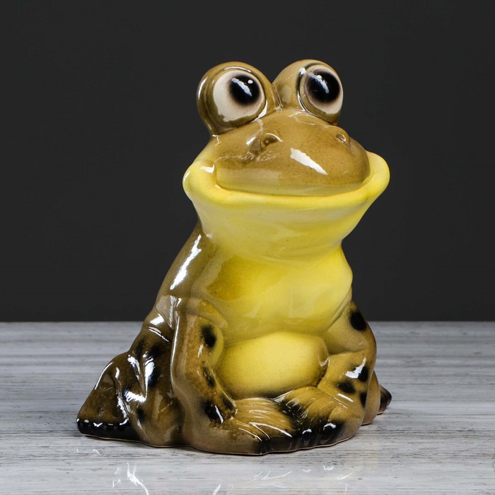 Садовая фигура "Лягушка" тёмно-зелёная, салатовый животик