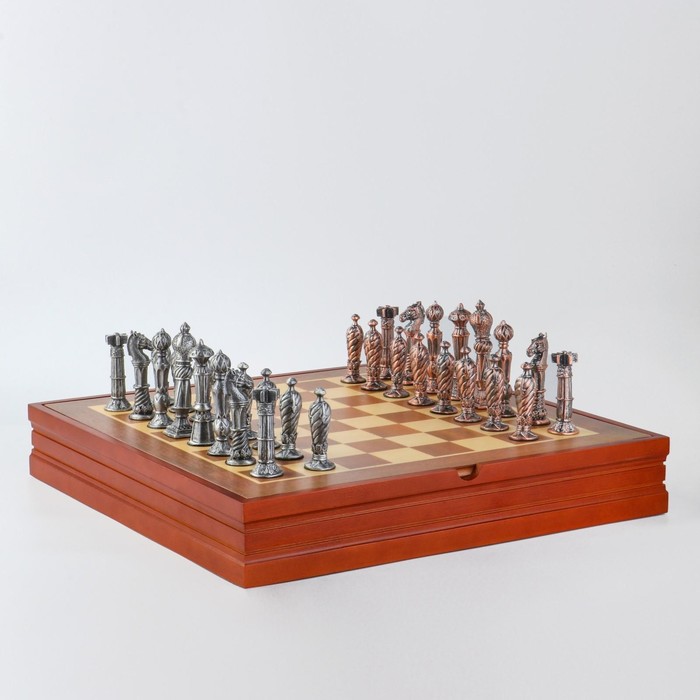 Шахматы сувенирные "Рыцарские" (доска 36х36х6 см, h=8.5 см, h=5.7 см)