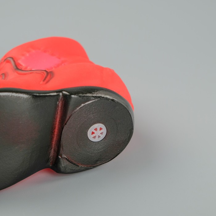 Игрушка пищащая "Башмак", 10,5 см, микс цветов