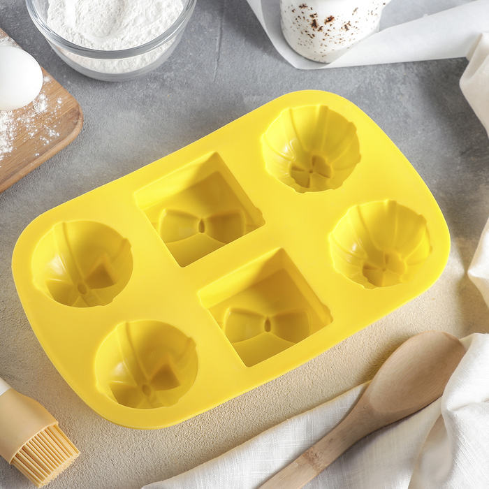 Форма для выпечки, 6 ячеек, 28х17,5 см "Подарки", цвета МИКС