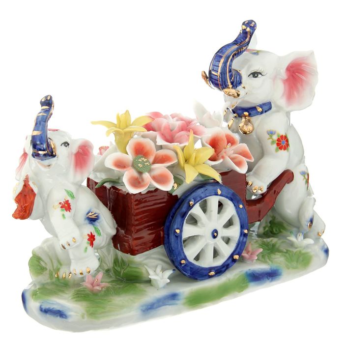 Нэцкэ "Слон со слонёнком на тележке"