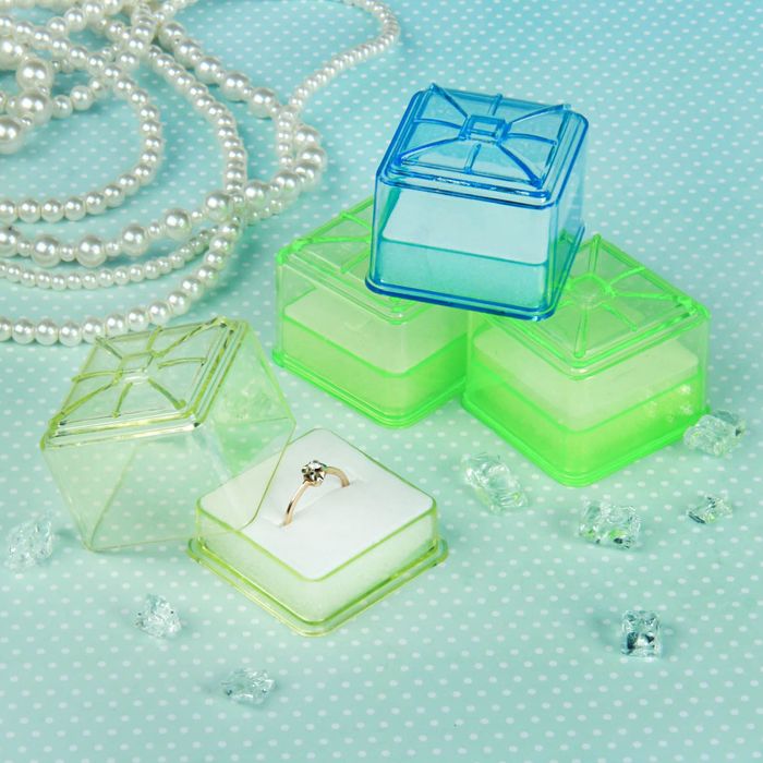 Коробочка подарочная под кольцо "Кубик", 4*4, цвет МИКС, вставка белая