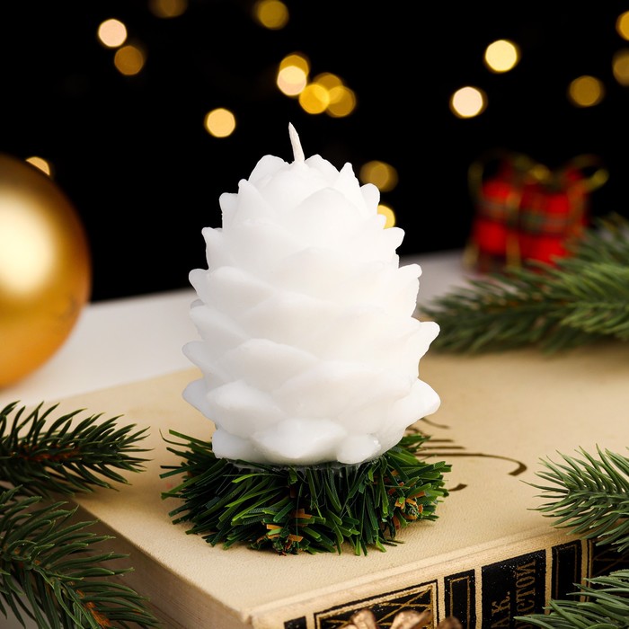 Свеча новогодняя Снежная шишка свеча новогодняя шишка кедровая 7 см коричневая с белым микс