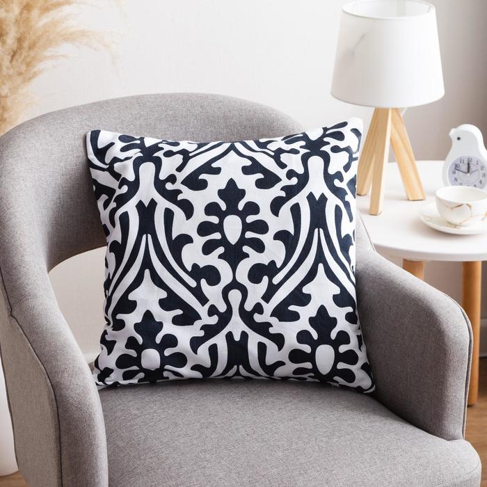 

Наволочка декоративная 40х40 см, Monograms black, 100% хлопок