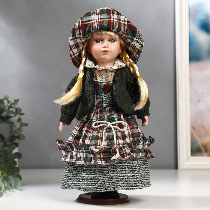фото Кукла коллекционная керамика "блондинка с косами, платье шотландская клетка" 30 см