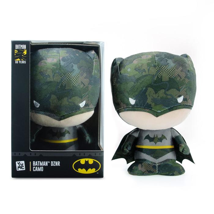 цена Мягкая игрушка Бэтмен CAMO, 17 см