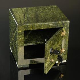 

Сейф из змеевика, 190х165х170 мм
