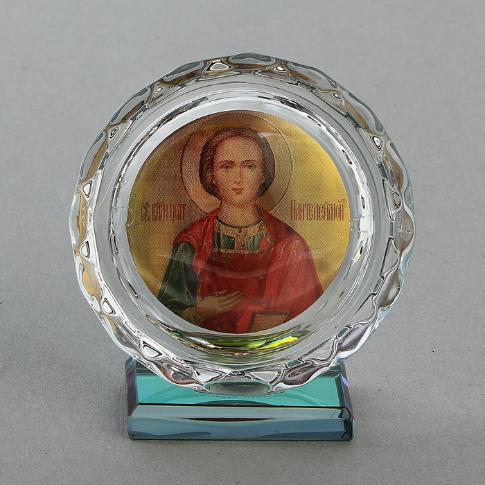 Икона "Целитель Пантелеимон"