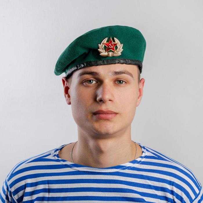 

Берет зелёный, сукно, подклад х/б + уголок триколор, р. 54-56