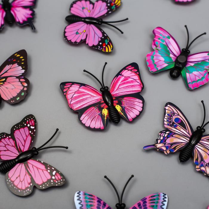 Магнит пластик "Бабочка одинарные крылышки светло-розовые" 4,5 см