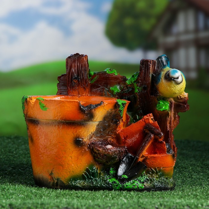 Фигурное кашпо "Синичка на заборе"