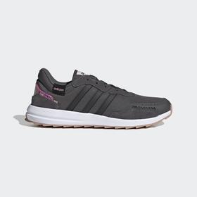 

Кроссовки женские, Adidas Retrorun, размер 38 (FY8417)