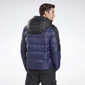 

Куртка мужская, Reebok OW C DWN JKT VECNAV, размер 44-46 (FU1689)