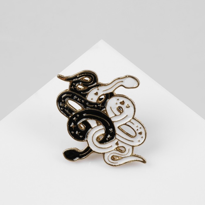 Значок «Змеи» инь-ян, цвет чёрно-белый в золоте кольцо керамика инь ян цвет чёрно белый в серебре 18 размер