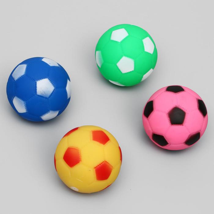 Игрушка резиновая пищащая "Мяч Футбол", 6,5 см, микс цветов