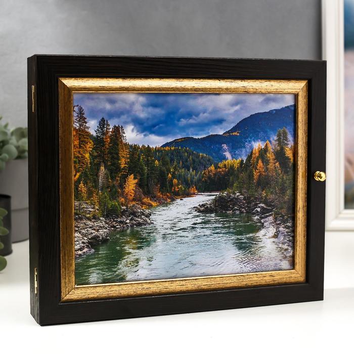 

Ключница "Пейзаж с рекой" 25х30 см