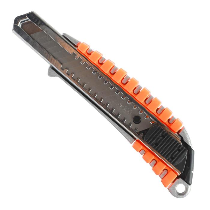 цена Нож строительный PATRIOT CKP-183, сегментированное лезвие, автофиксатор, 18 мм