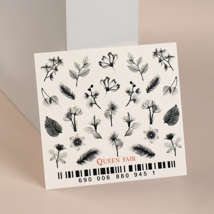 

Слайдер-дизайн для ногтей «Monochrome flowers»