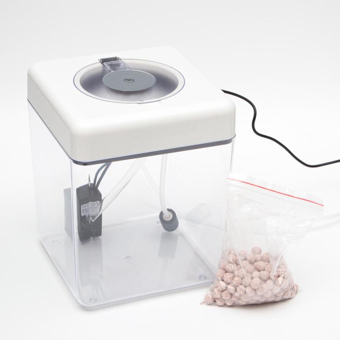Аквариум куб в комплекте с биологическим фильтром, бесшумным компрессором и светильником LED, 5 л