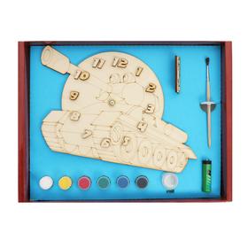 

Часы с циферблатом под роспись «Танк» с красками