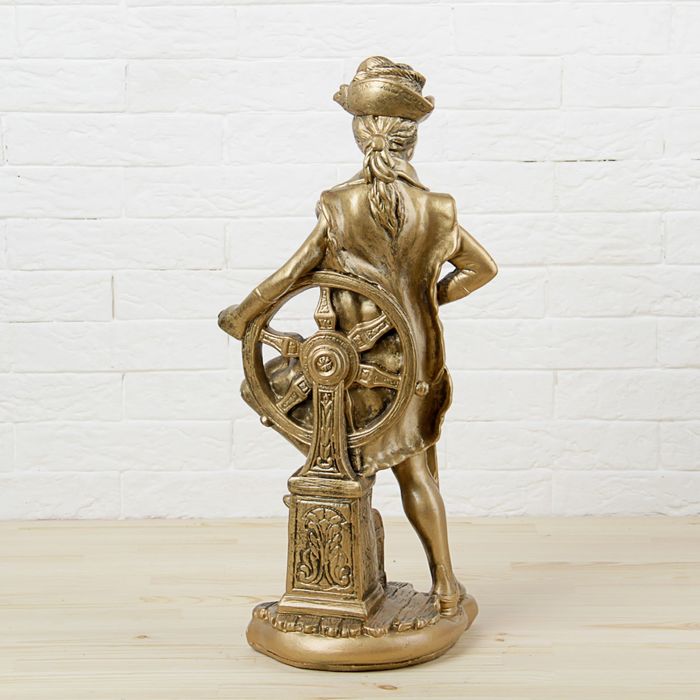 Статуэтка "Пират"