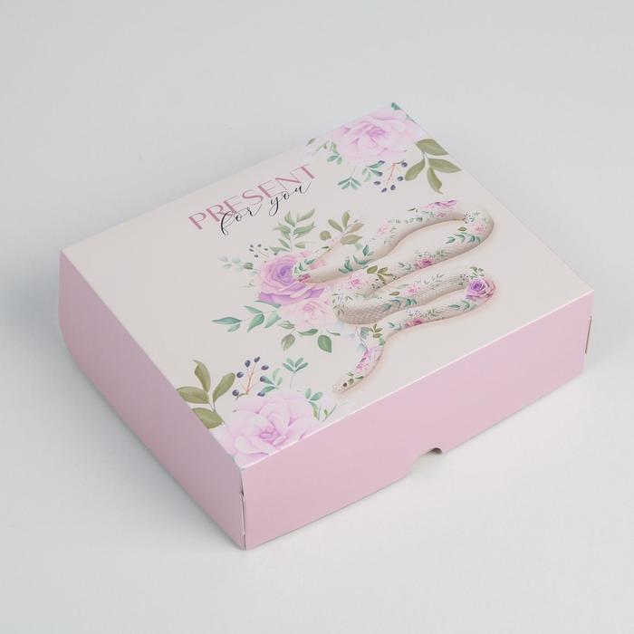 

Коробочка для кондитерских изделий Present fot you, 17 × 20 × 6 см