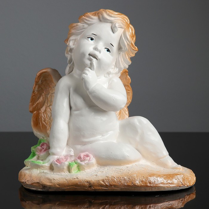 Статуэтка «Ангел на полянке» бело-золотая, МИКС, 17 × 26 × 27 см