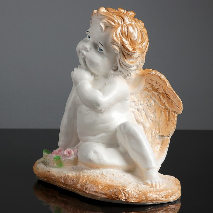 Статуэтка «Ангел на полянке» бело-золотая, МИКС, 17 × 26 × 27 см