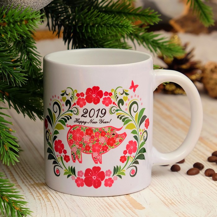 Кружка "Хрюшка цветы", символ года 2019, c нанесением