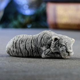 

Сувенир "Тигренок спящий" 1,8х5 см
