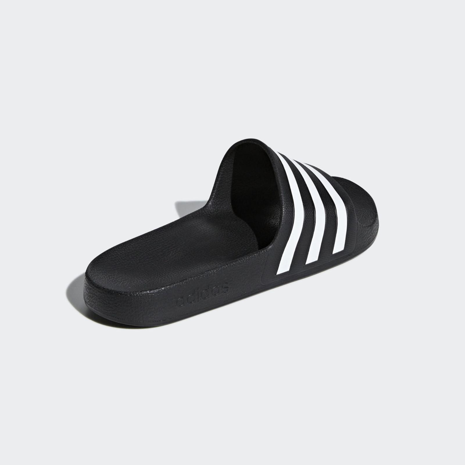 Шлепанцы унисекс Adidas Adilette Aqua, размер 43 (F35543) (7035626) -  Купить по цене от 2 419.00 руб. | Интернет магазин SIMA-LAND.RU