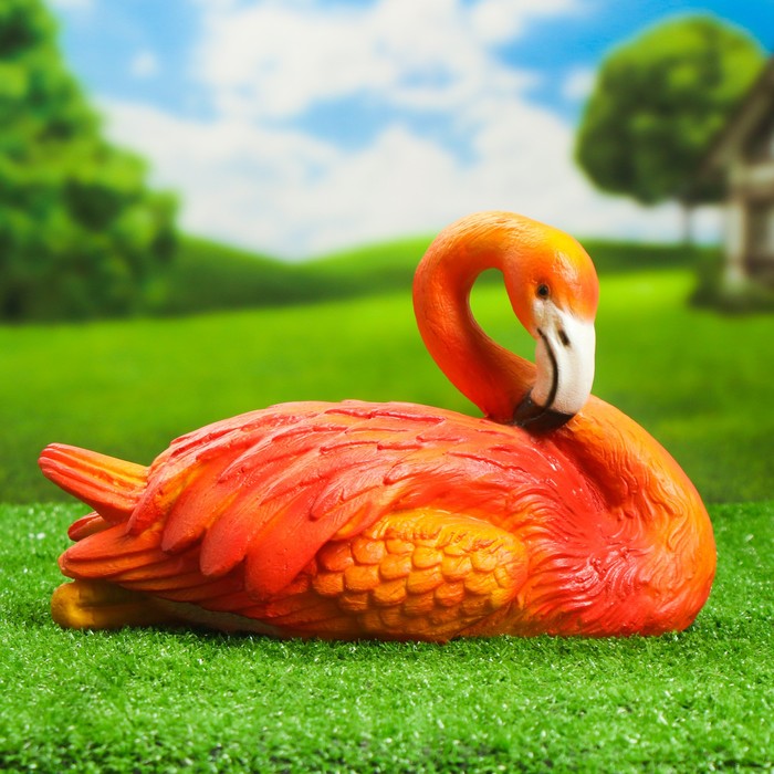Садовая фигура Фламинго сидячий 19х30см садовая фигура козленок лежащий 19х30см