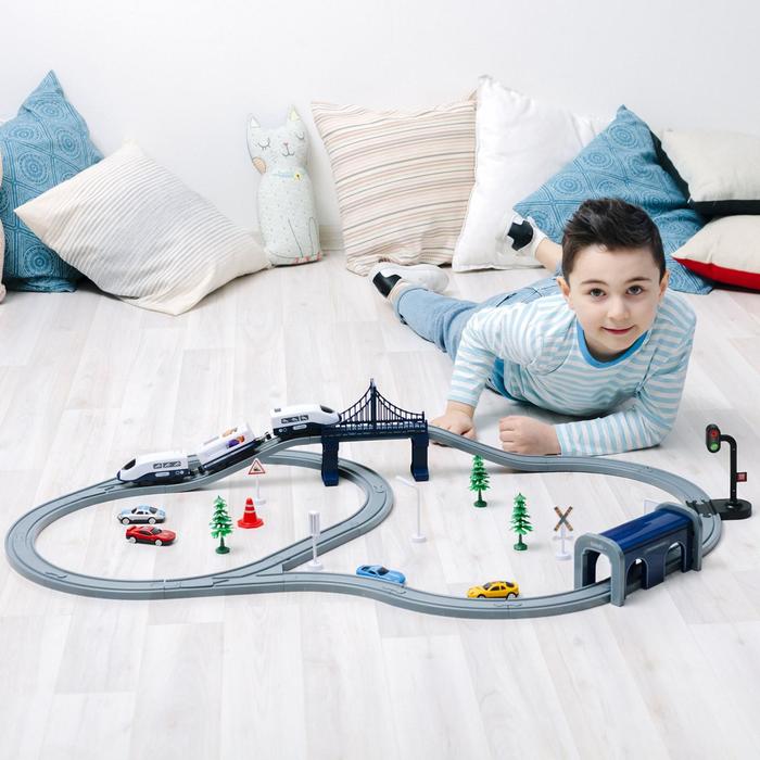Железная дорога для детей «Мой город», 70 предметов, на батарейках фото