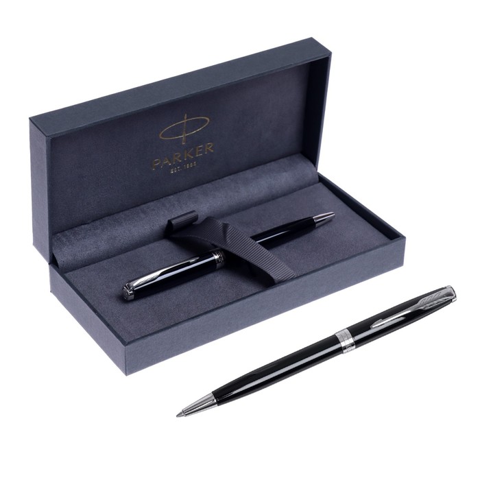 

Ручка шариковая Parker Sonnet Core K530 Lacquer Deep Black CT М 1.0 мм, корпус из латуни, чёрные чернила (1931502)