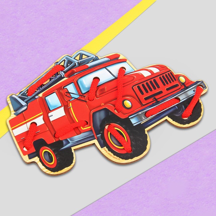 Шнуровка фигурная "Пожарный автомобиль"