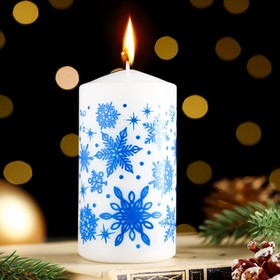 Свеча - цилиндр новогодняя 'Снежинки', 5х10 см, белая с синим Ош