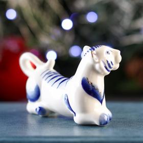 

Сувенир "Тигр лежащий", 3х9х5 см, гжель в золоте