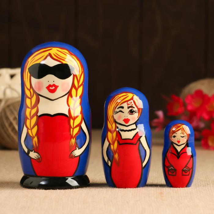 

Матрёшка 3-х кукольная, Модная Илона,14-15 см, ручная работа