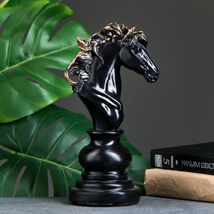 Фигура "Конь" черный 11х14х26см