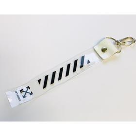 

Подвес на карабине «OFF WHITE», силикон, размер 16x2,5 см