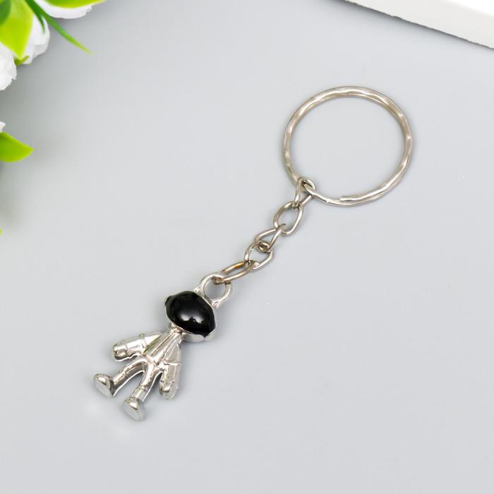 Брелок металл "Космонавт с чёрным шлемом" серебро 2,9х1,5х0,5 см 6861233