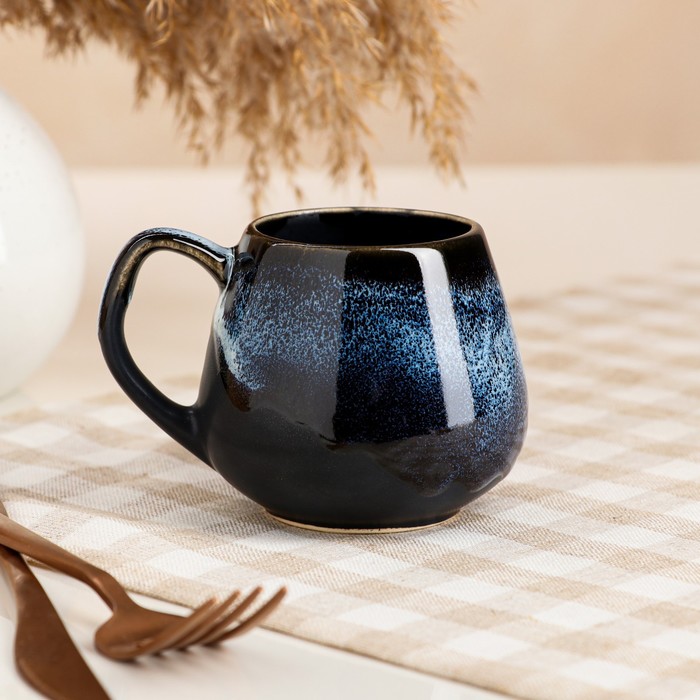 фото Кружка "бочка", глазурь, матовая, чёрно-голубая, 0.2 л керамика ручной работы